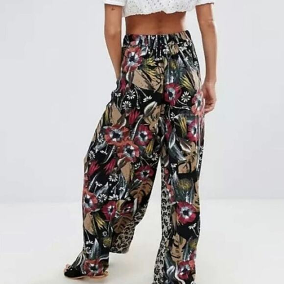 Free People In The Mix Cheetah Leopard Tropical XS Floral Print Pants - Picture 7 of 8